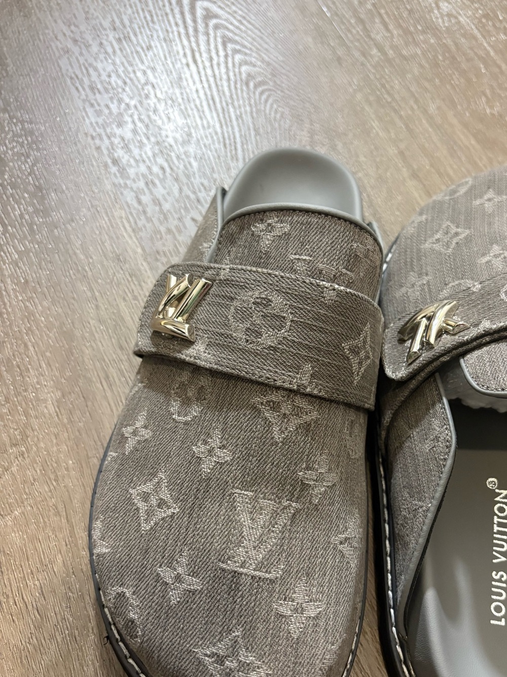Lv mules - Picture 5 of 6